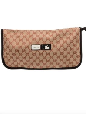 Gucci Beige Brown GG Supreme Zip Pouch
